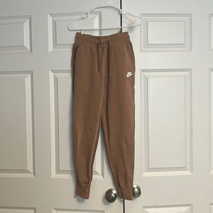 Nike Tech Joggers